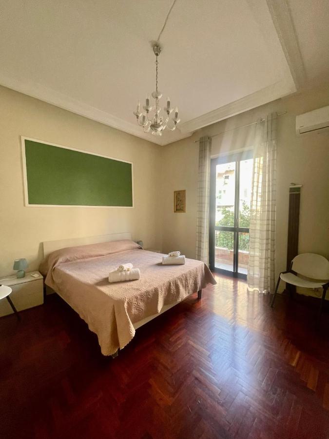 Apartament Dimora Di Maury A Due Passi Dai Trasporti E Da Ballaro パレルモ エクステリア 写真